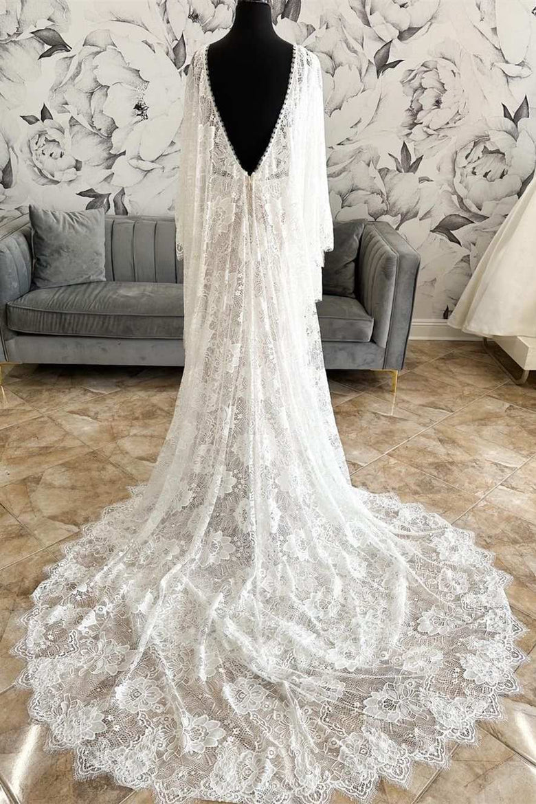 Vestido de novia largo de sirena con escote en V y encaje y mangas acampanadas